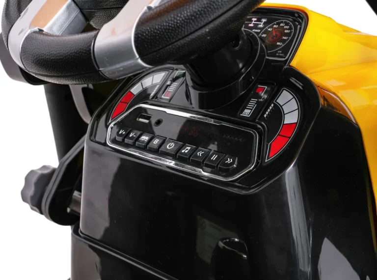 Mega Traktor D68 S Prikolicom žuti 19