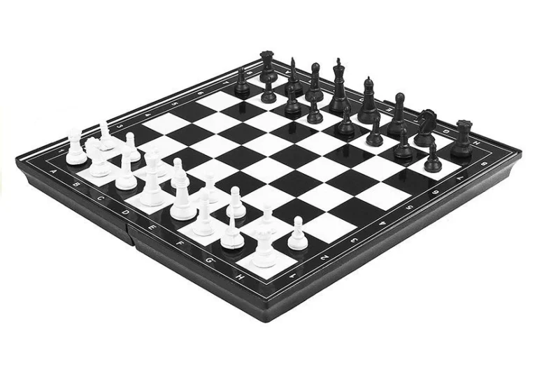 Magnetski Set Društvenih Igara 7 U 1, šah I Ludo 9