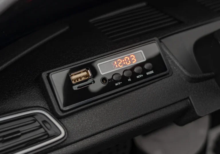 Maserati Ghibli Na Akumulator, Crni 12