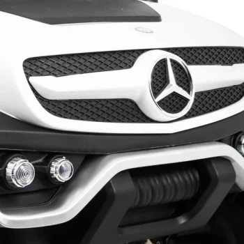 Mercedes Benz Unimog Bijelo Vozilo 13