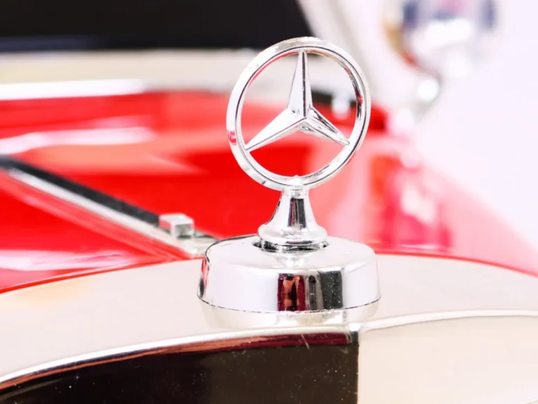Mercedes Benz 540a Retro Auto Na Akumulator Crveni 20