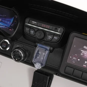Mercedes Benz Gt63 Amg Bijeli Auto Na Akumulator 22