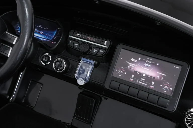 Mercedes Benz Gt63 Amg Crni Auto Na Akumulator 22