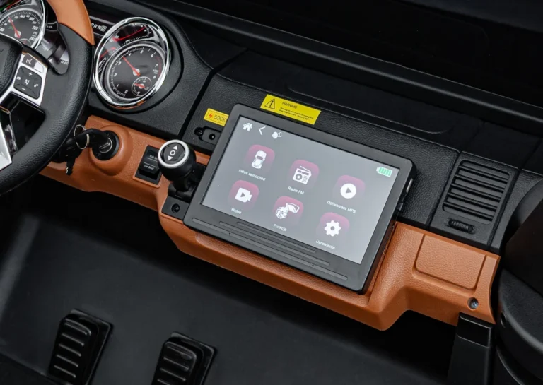 Mercedes Benz Maybach G650 Crno Auto Na Akumulator 19
