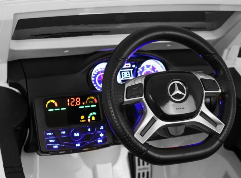 Mercedes G63 6x6 Dječji Automobil Bijeli + 2 Papučice Gasa + Podešavanje Sjedala + Audio, Bijela 12