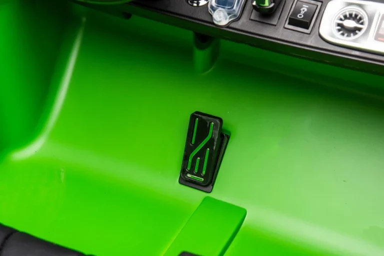 Mercedes G63 Xxl 4x4 Zeleni Auto Na Akumulator 18