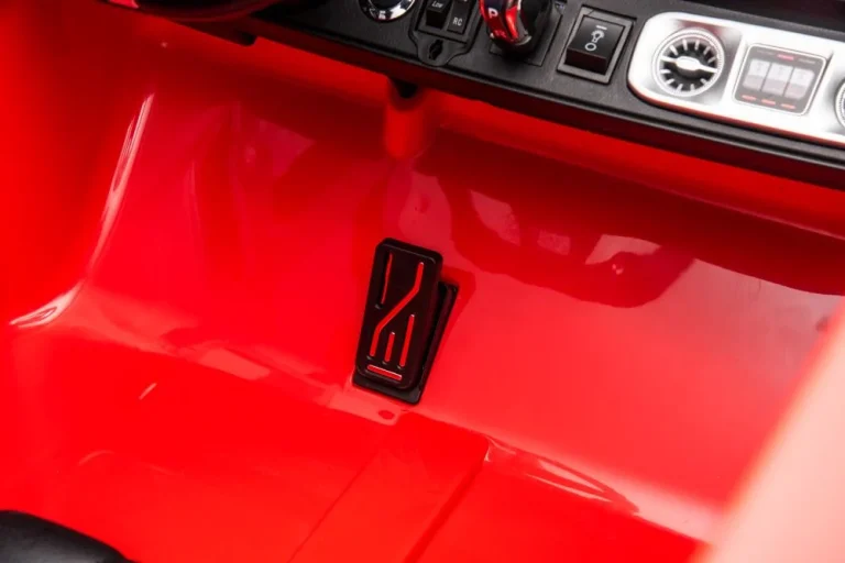 Mercedes G63 Xxl Crveni 4x4 Auto Na Akumulator 18