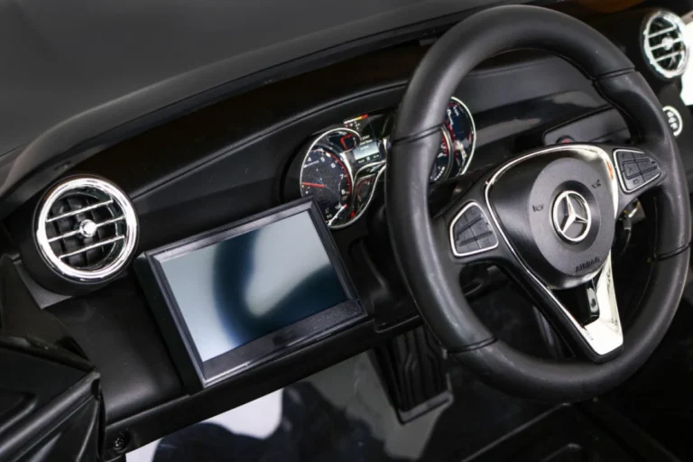 Mercedes Glc 63s Crni Suv Za Djecu + 4x4 Pogon, Crna 6