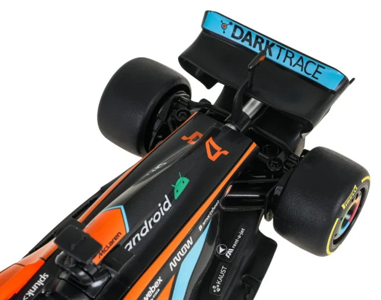 Metalni Automobil 1:24 Mclaren F1 Mcl36 Narančasti Rastar 18