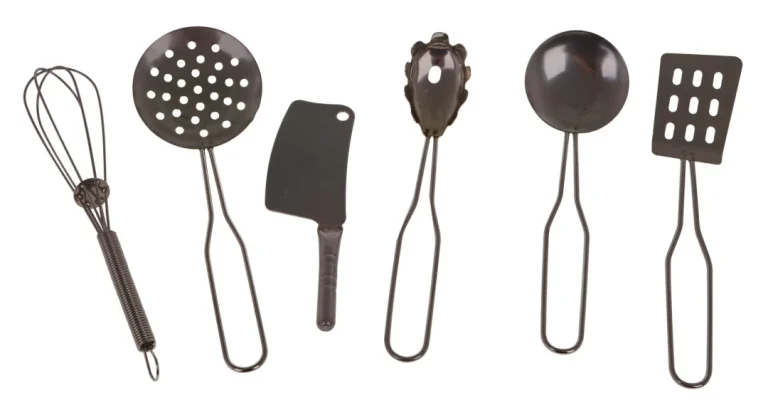 Metalni Kuhinjski Set 30 Dijelova 3+ 3