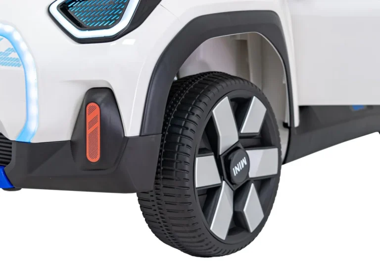 Mini Concept Aceman Bijeli Crossover, Bijela 17