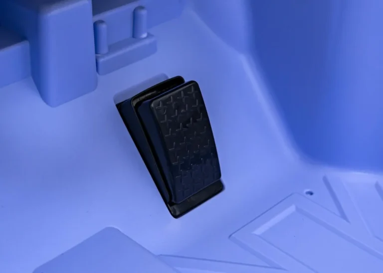 Mini Koncept Aceman Ljubičasto Vozilo 14