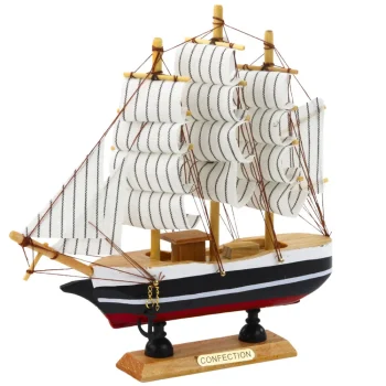 Model Jedrenjaka S Tri Jarbola Crno Bijeli 20 × 20 Cm 2