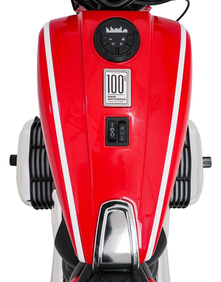 Motor Bmw R18 Crveni Motor Na Akumulator 19