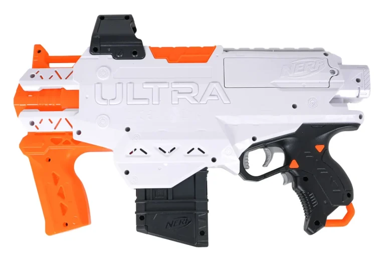 Nerf Ultra Amp Blaster + Strelice 9