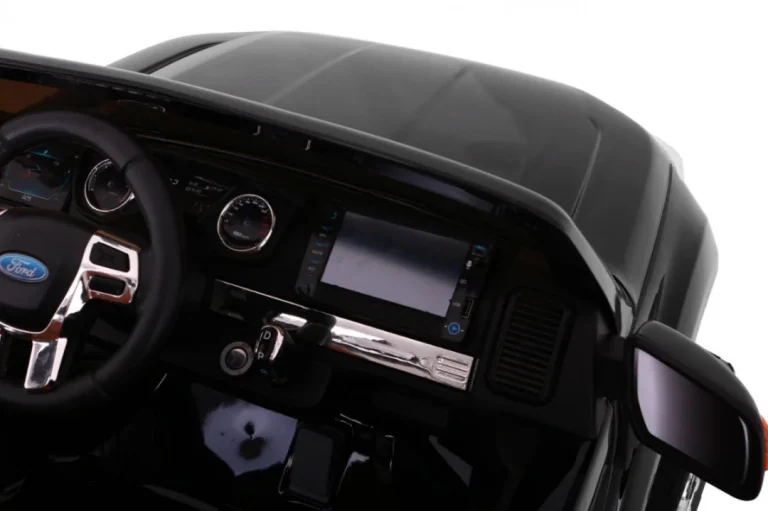 Novi Ford Ranger 4x4 Facelift Obojan U Crno 2