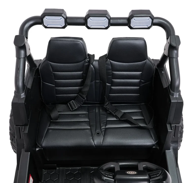 Observer 4×4 Buggy Vozilo Crni 23