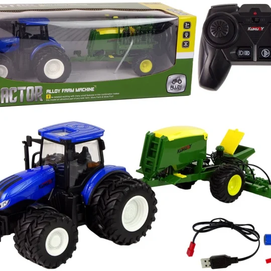 Plavi Traktor S Balirkom 1