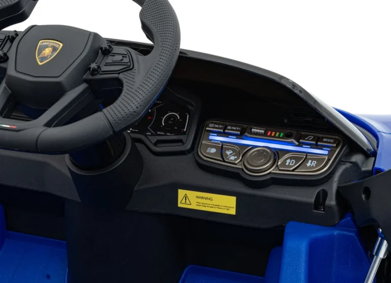 Plavo Vozilo Lamborghini Revuelto 18