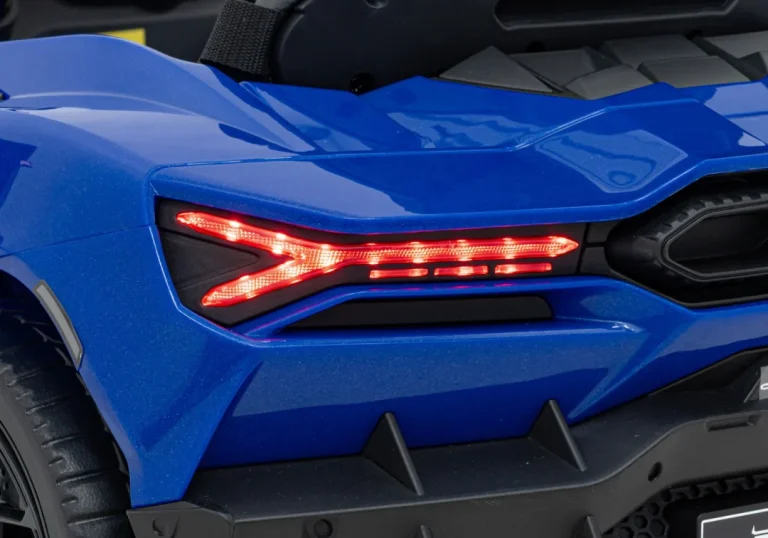 Plavo Vozilo Lamborghini Revuelto 21