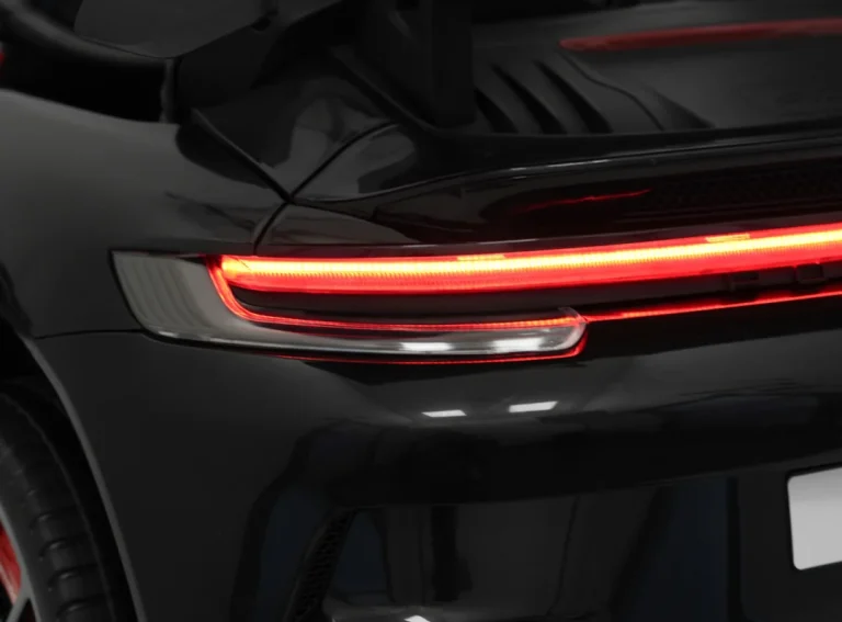 Porsche 911 Gt3 Strong Mp4 Auto, Crni 31