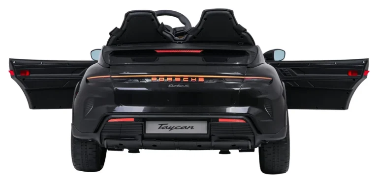 Porsche Taycan Turbo S Crno Vozilo 10