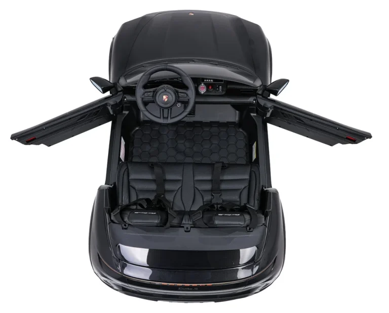Porsche Taycan Turbo S Crno Vozilo 13
