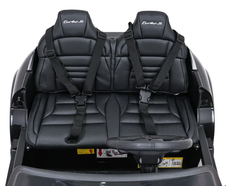 Porsche Taycan Turbo S Crno Vozilo 19