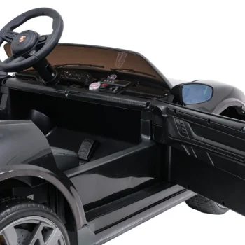 Porsche Taycan Turbo S Crno Vozilo 22