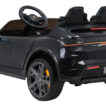 Porsche Taycan Turbo S Crno Vozilo 7