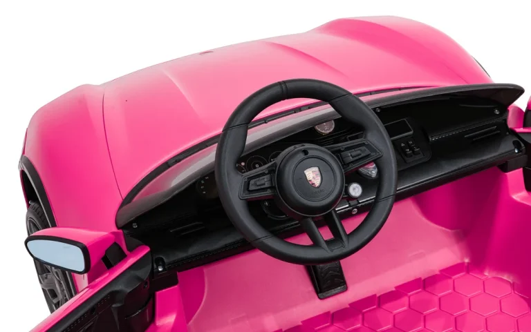 Porsche Taycan Turbo S Ružičasto Vozilo 15
