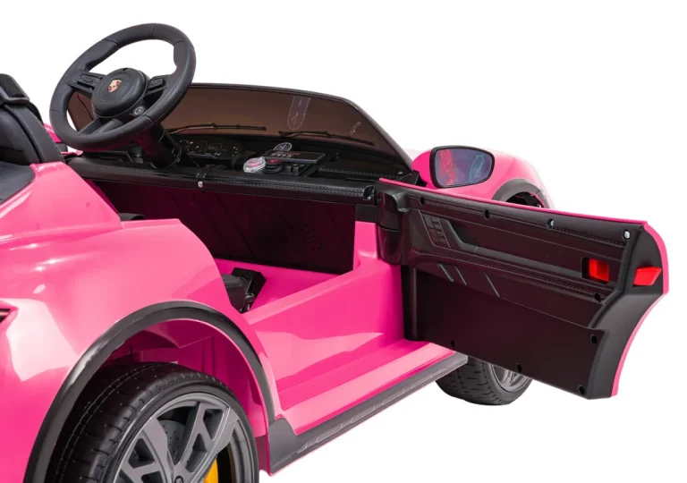 Porsche Taycan Turbo S Ružičasto Vozilo 22