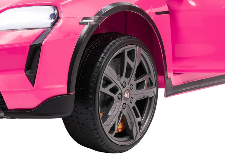 Porsche Taycan Turbo S Ružičasto Vozilo 24