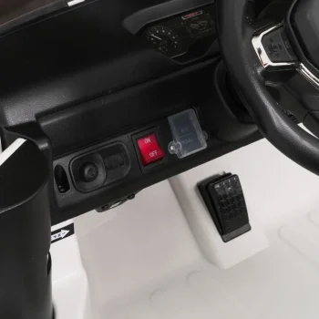 Ram 3500 Bijelo Vozilo 17