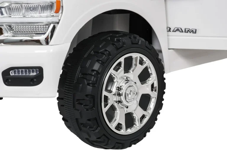 Ram 3500 Bijelo Vozilo 19