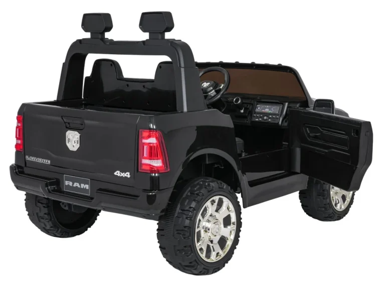 Ram 3500 Crno Vozilo 10