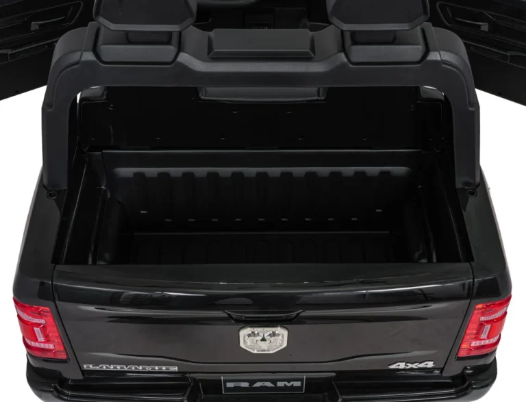 Ram 3500 Crno Vozilo 21