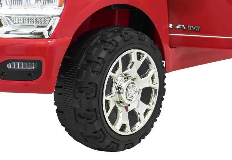 Ram 3500 Crveno Vozilo 23