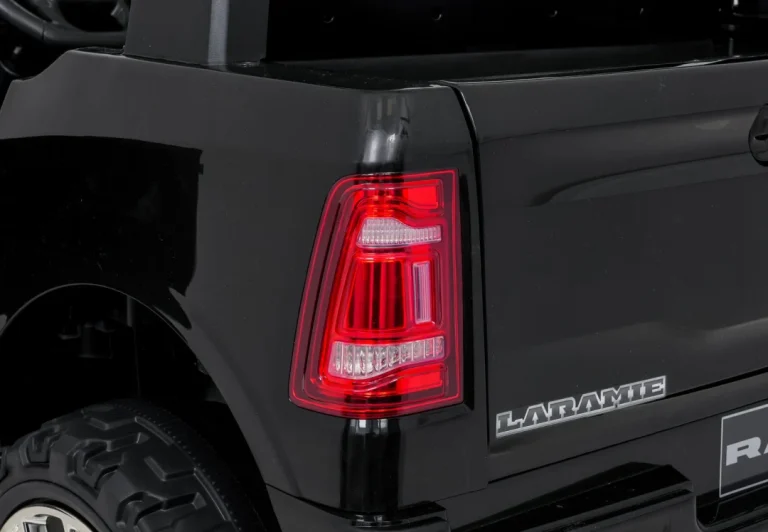 Ram 3500 Policijsko Crno Vozilo 21