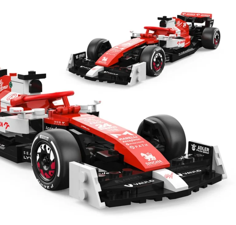 Rastar Alfa Romeo F1 C42 Kocke 1:24 340 Dijelova 10