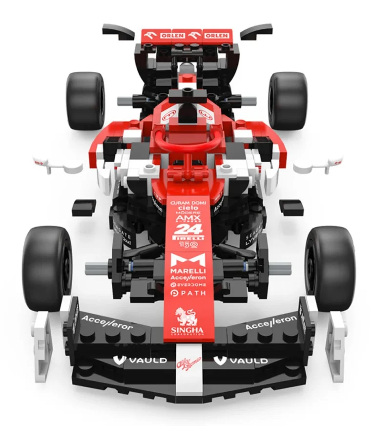 Rastar Alfa Romeo F1 C42 Kocke 1:24 340 Dijelova 8