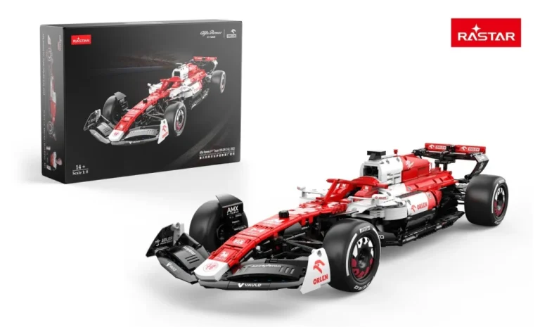 Rastar Alfa Romeo F1 C42 Kocke 1:8 2261 Dijelova 1