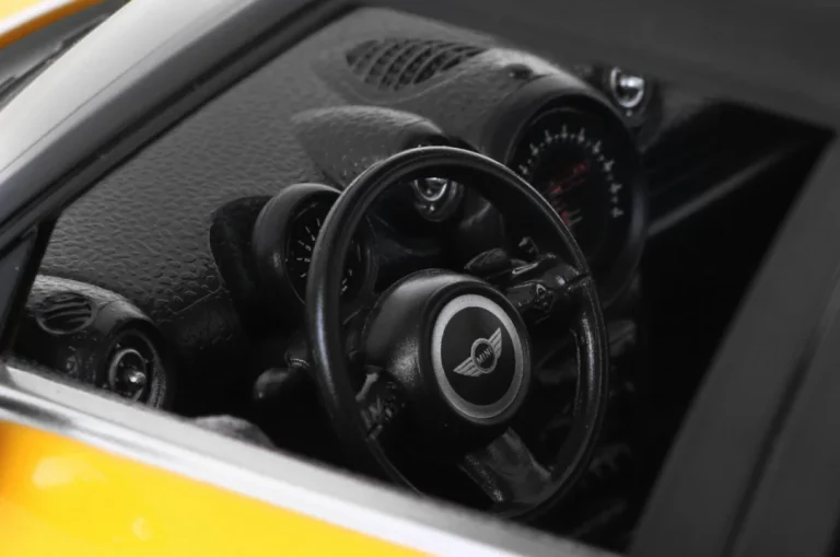 R/c Mini Countryman žuti 1:14 Rastar 4