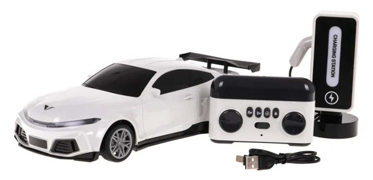 R/c Auto + Stanica Za Punjenje Bijela 2