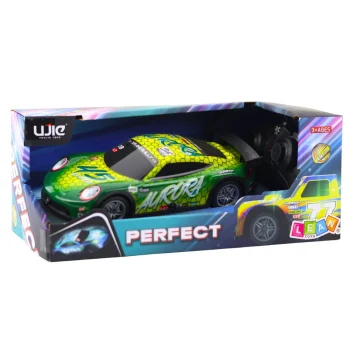 Rc Trkaći Automobil Na Daljinsko Upravljanje Sa Svijetlećim Zelenim Tijelom 4