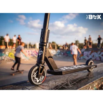 Soke Box Kaskaderski Skuter Crni 7
