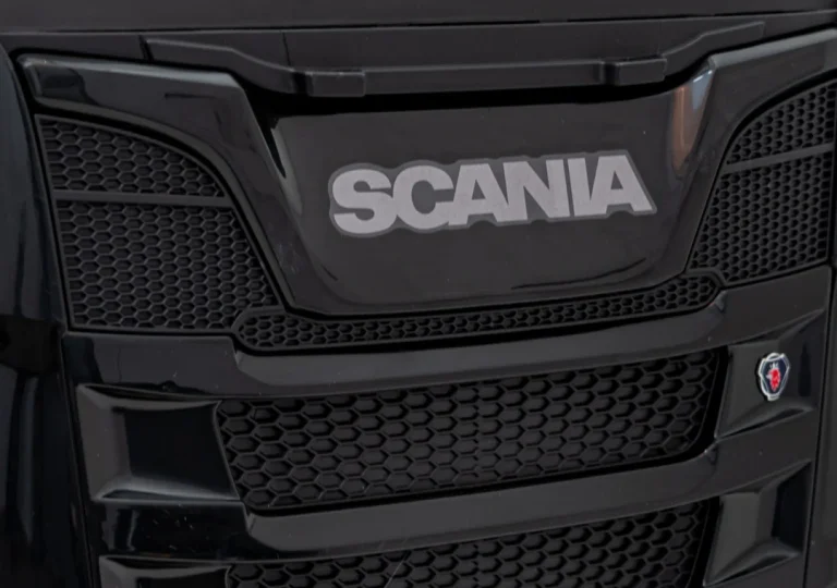 Scania R Serie Crno Vozilo 19