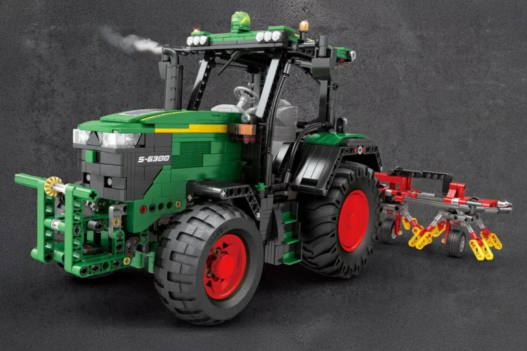 Set Kockica Traktor Zeleni Rc + Pribor 1664 Dijela 14+ 7