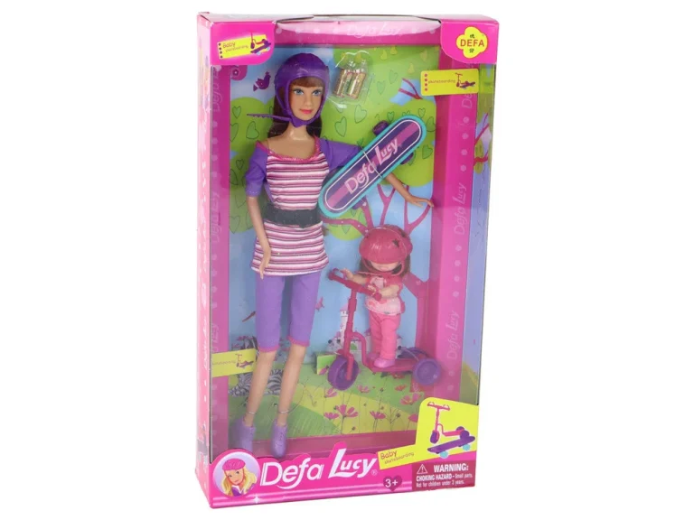 Set Lutaka Lucy S Romobilom, Skateboardom I Kacigama 6