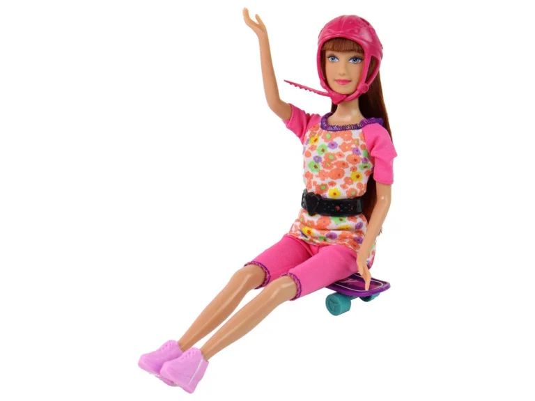 Set Lutaka Lucy Sa Skuterom, Skateboardom I Kacigama 6